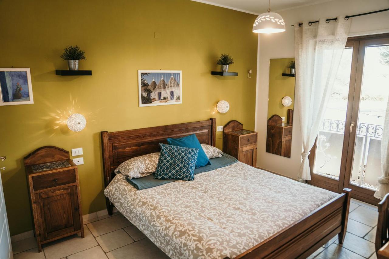 Casa Mita Bed & Breakfast Pulsano Exterior photo